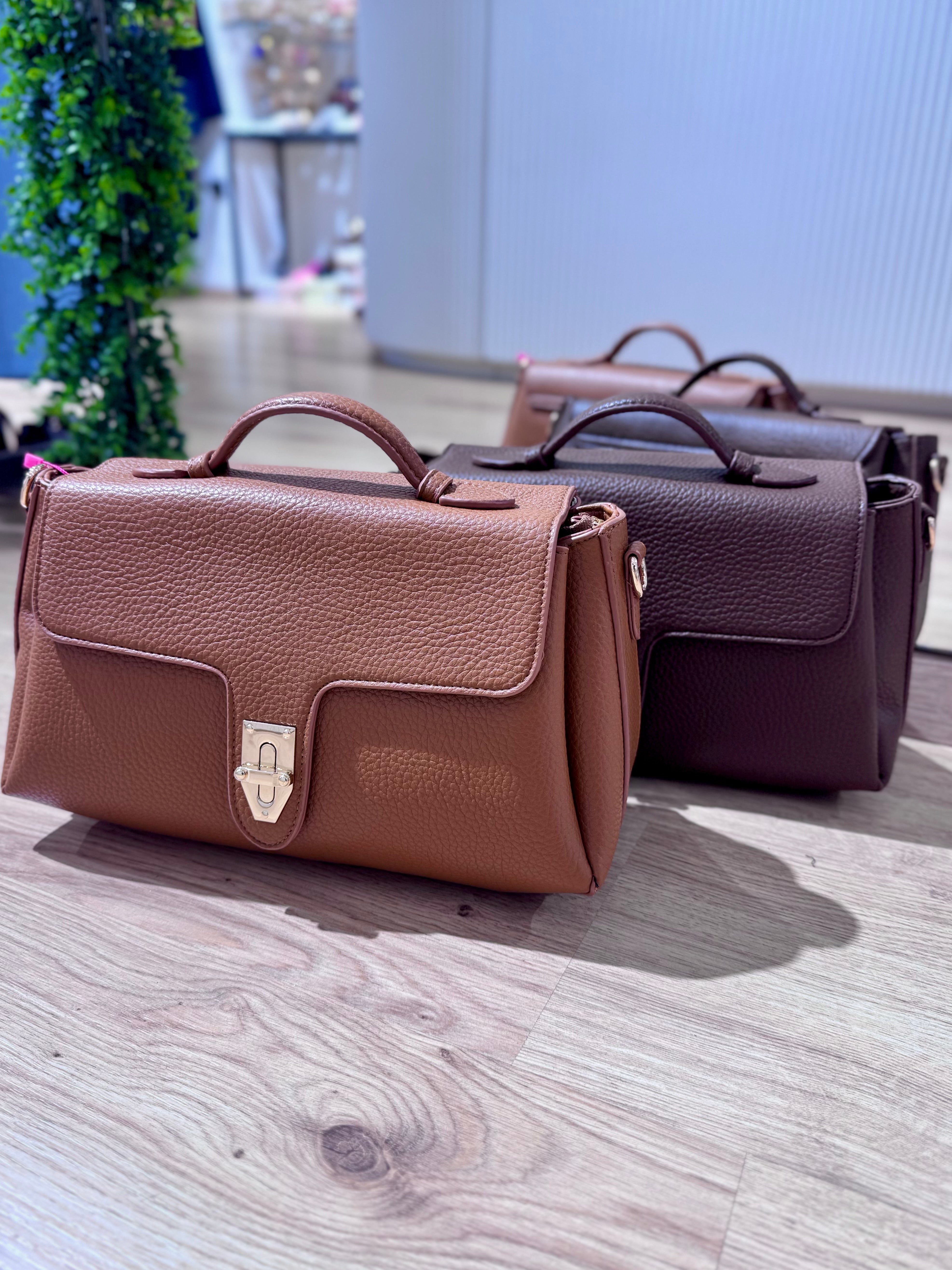 Pochette con tracolla