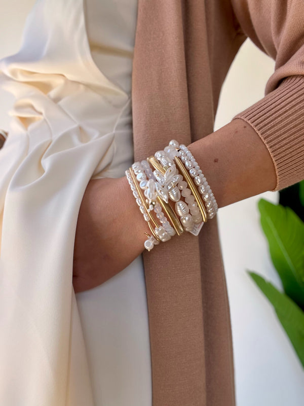 Bracciale a spirale con perle