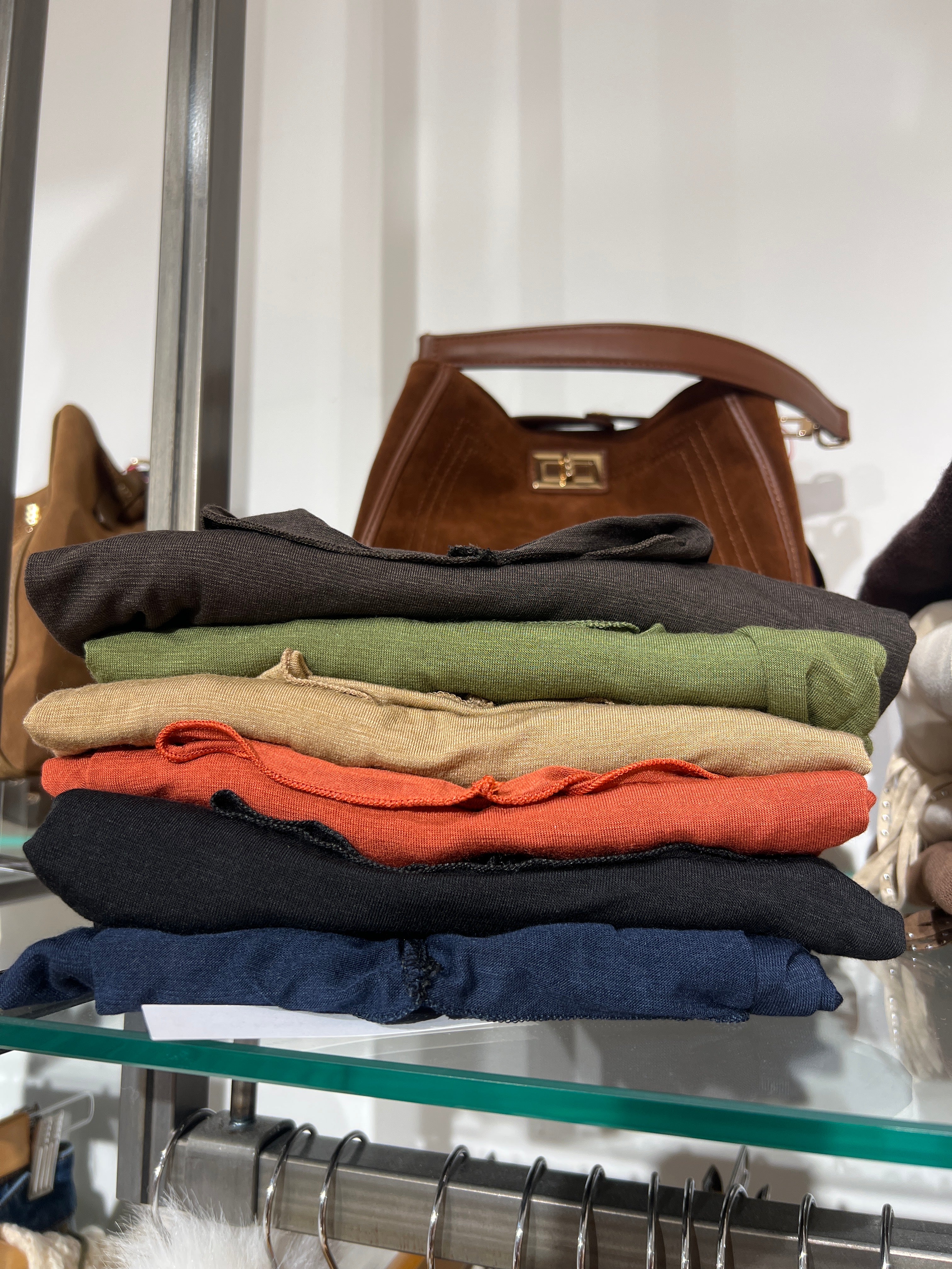 Velatina in cashmere con collo