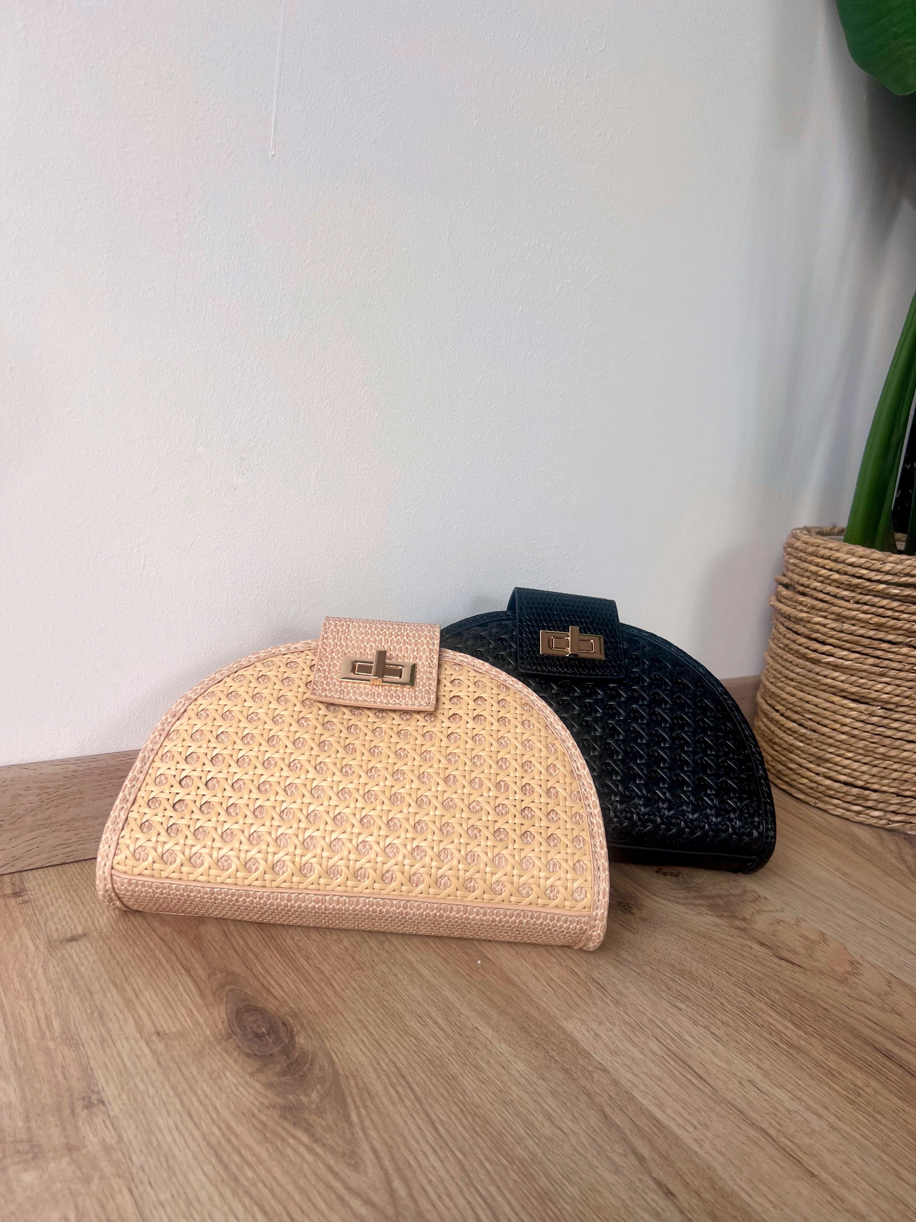 Borsa rigida mezzaluna intrecciata