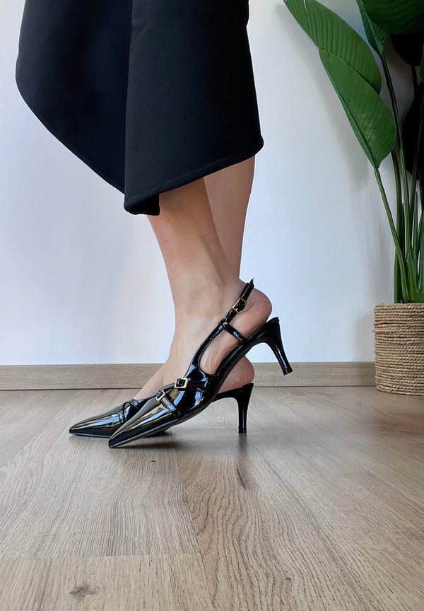 Décolleté lucido con fibie