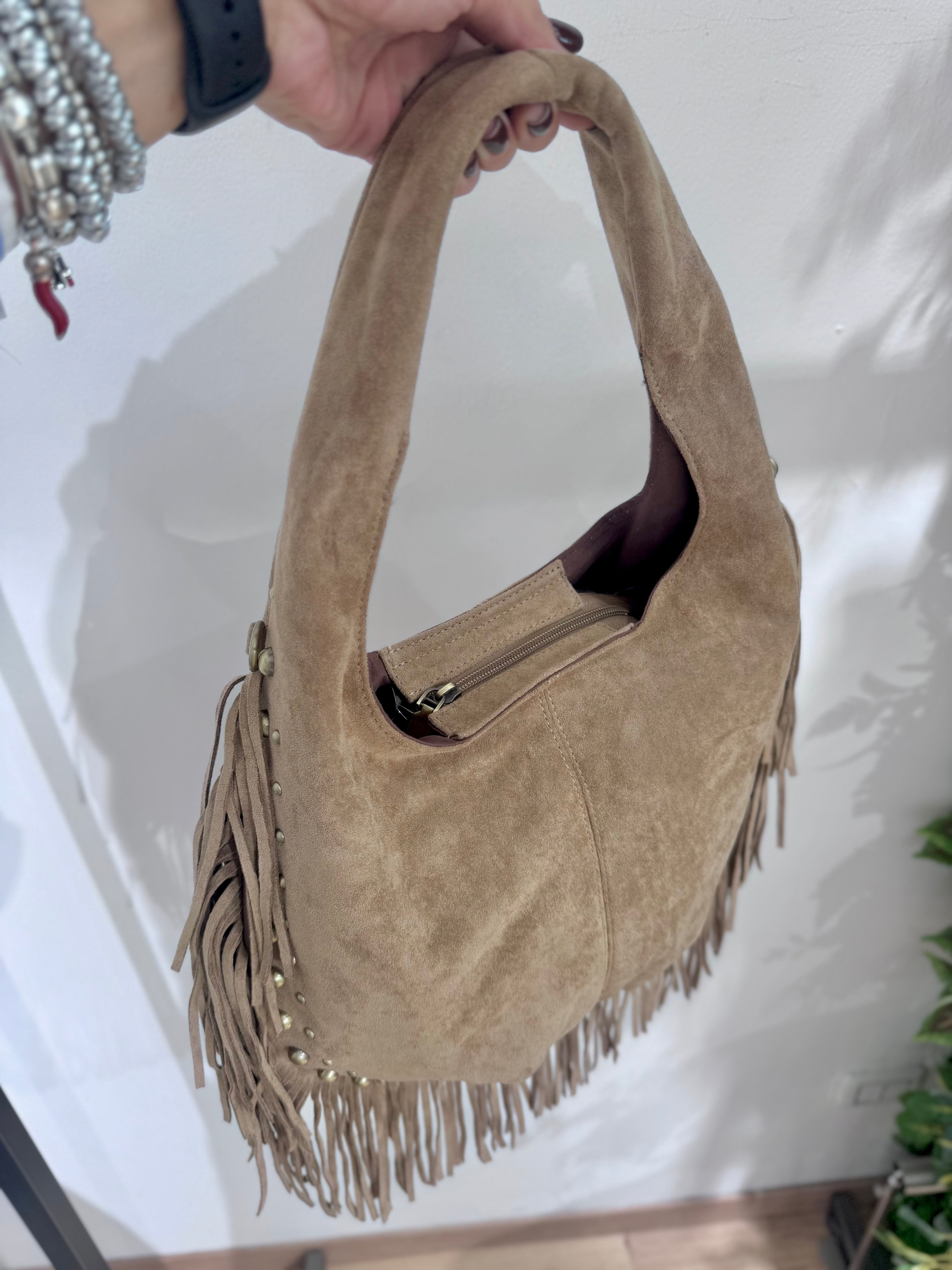 Borsa in camoscio con frange