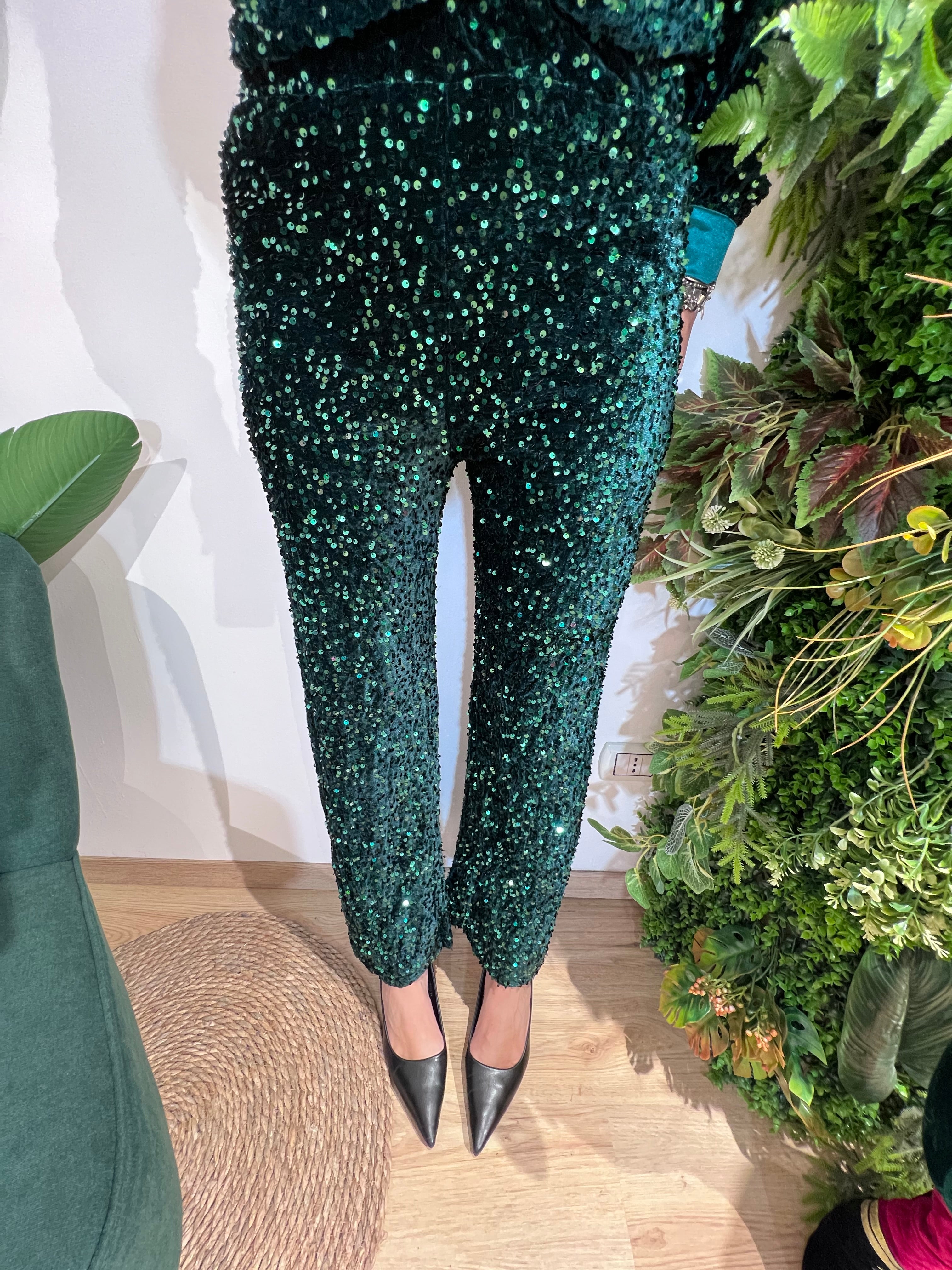 Coordinato ciniglia e paillettes