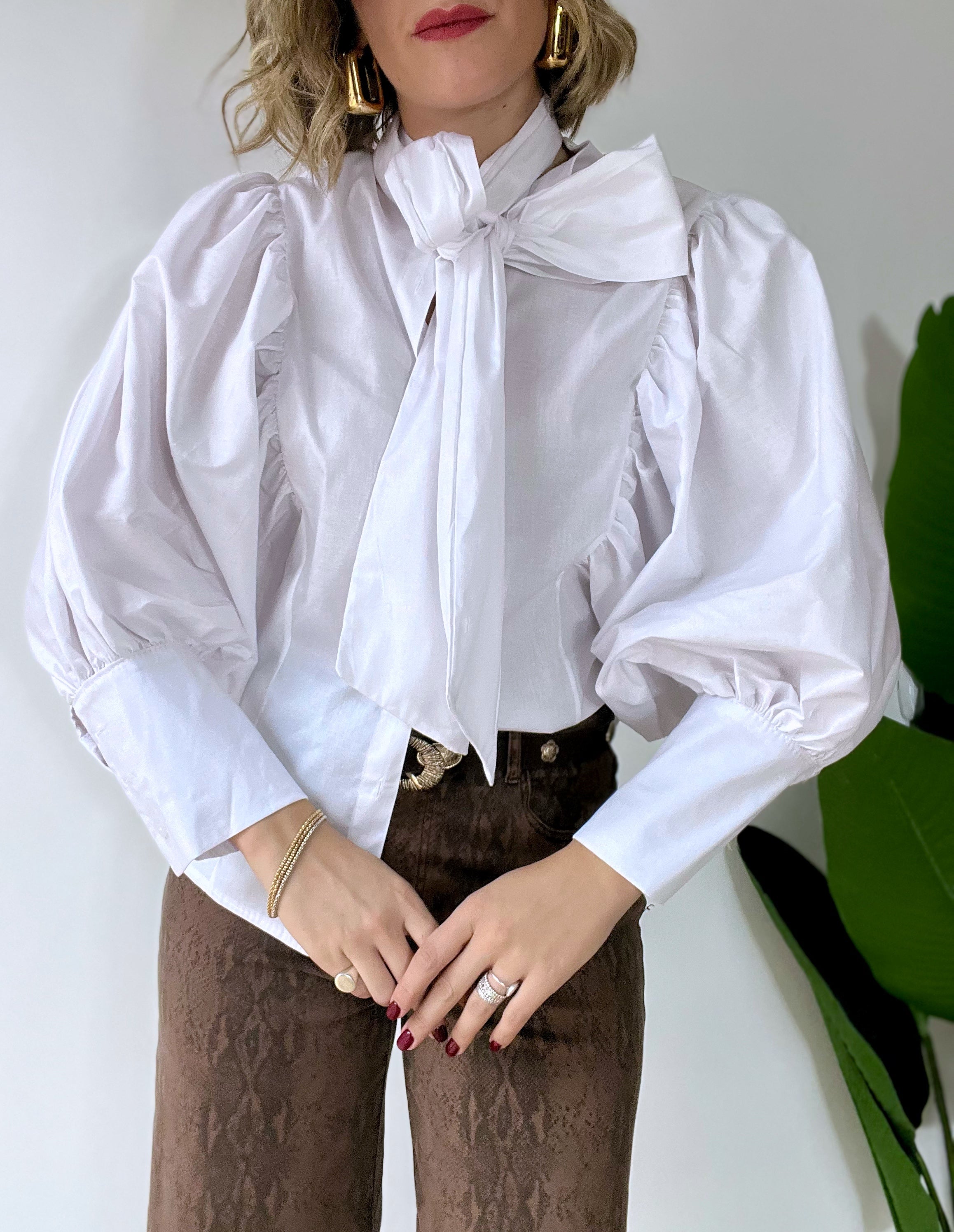 Camicia in cotone con maniche super a palloncino