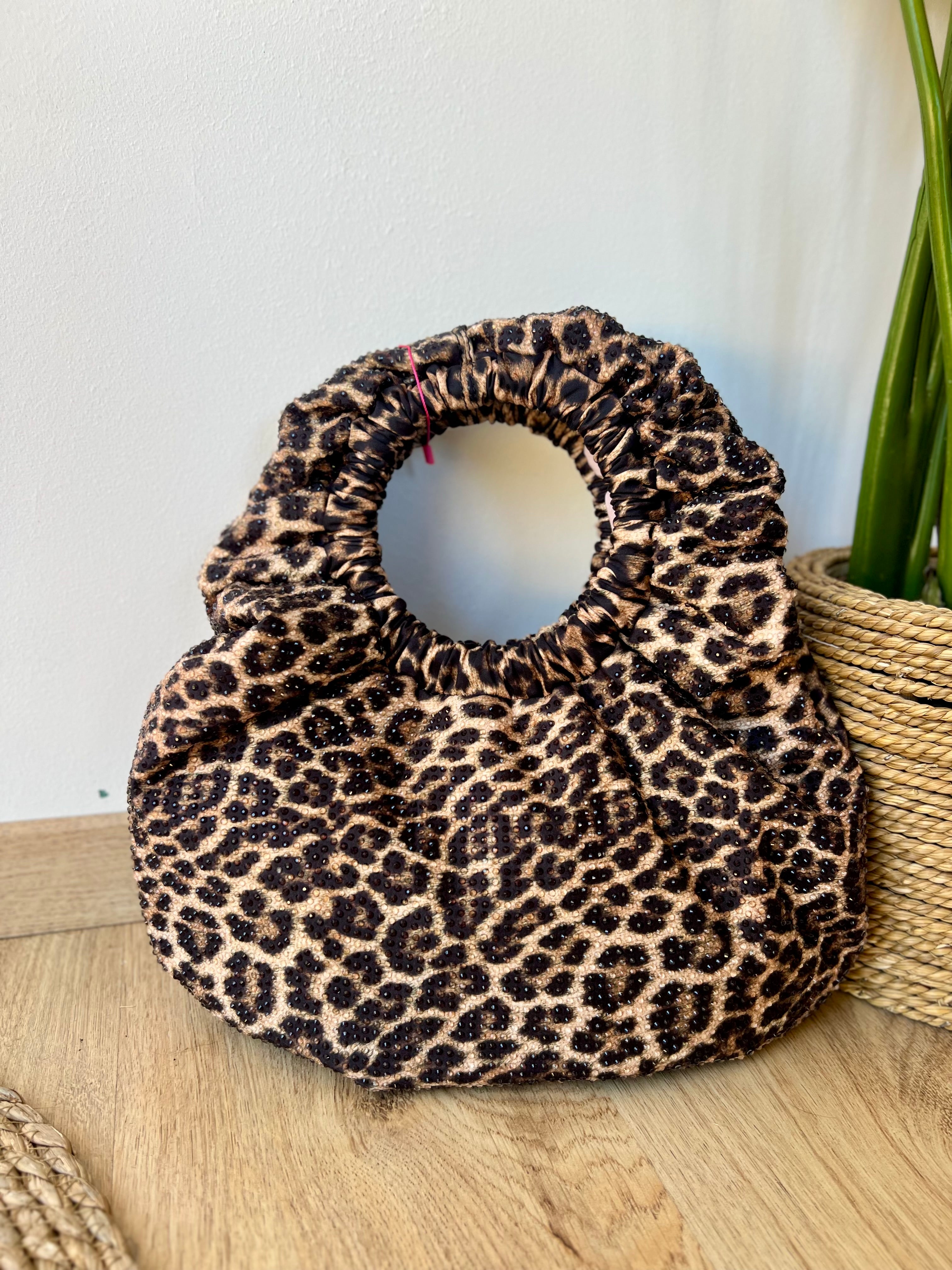 Borsa mezzaluna animalier con strass
