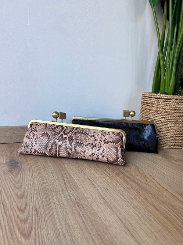Pochette a baguette con manico oro