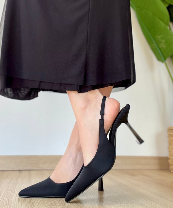 Scarpa con tacco in tessuto