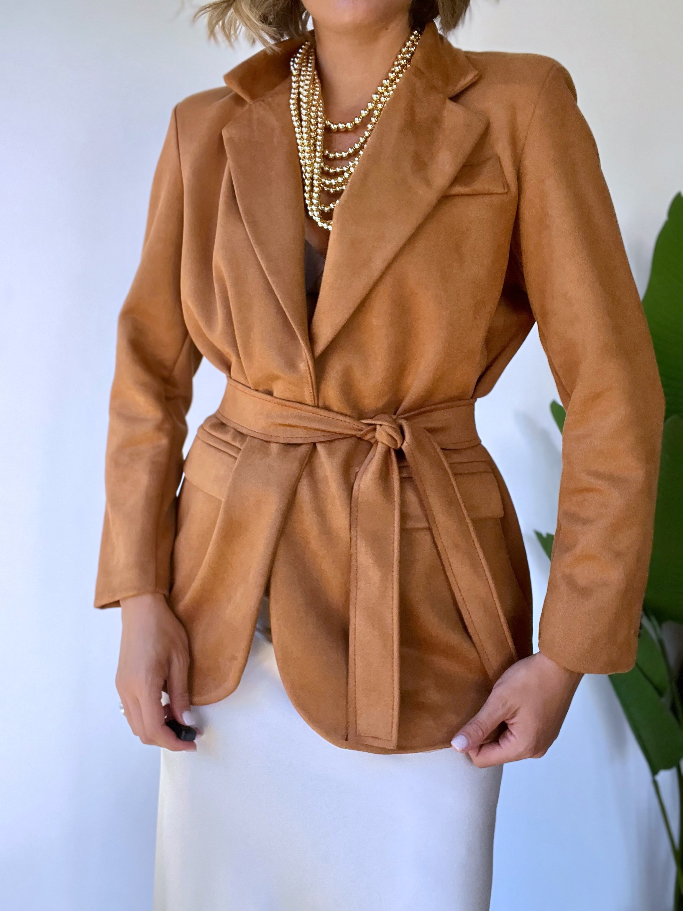 Blazer in camoscio con cintura