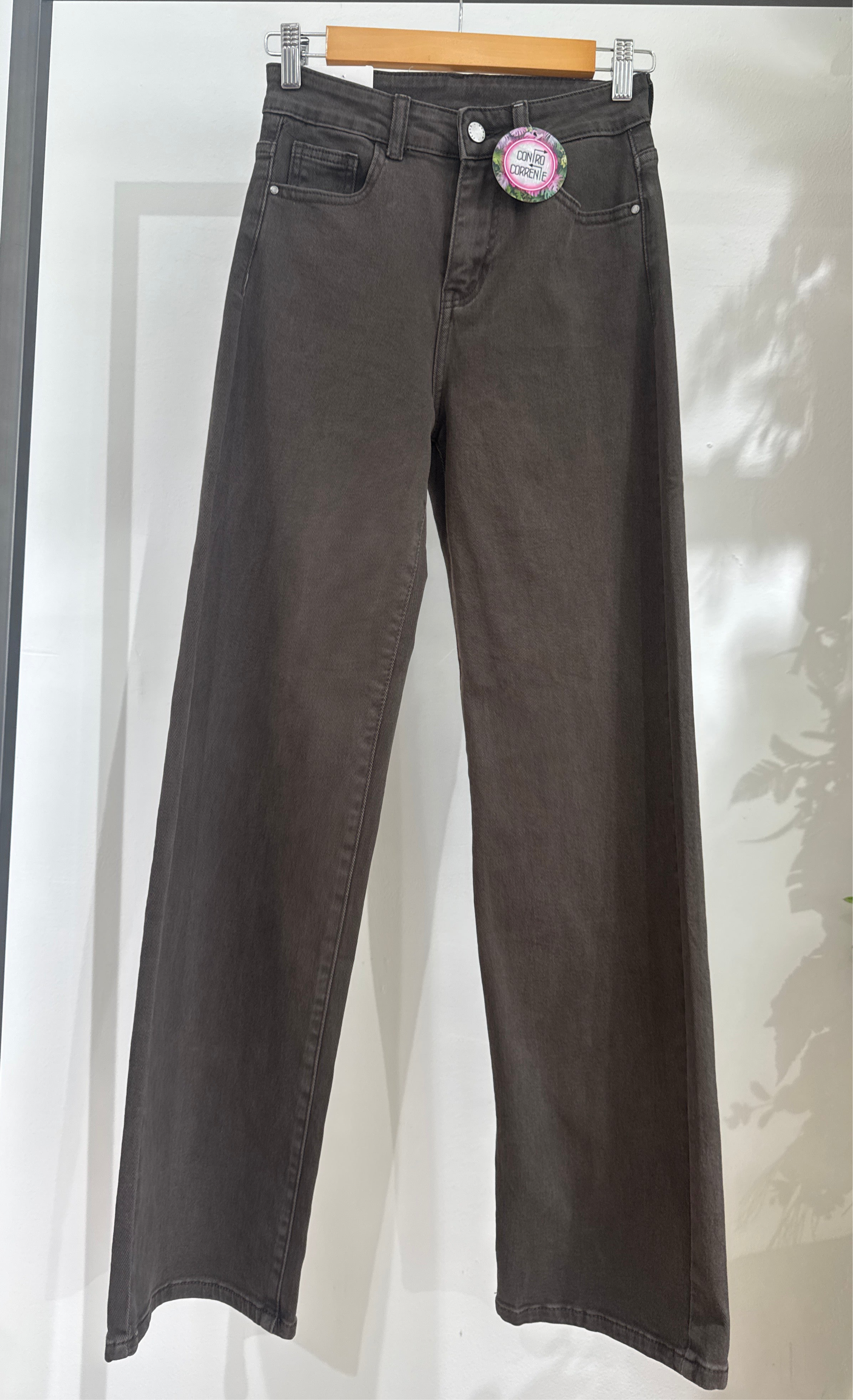 Jeans gamba dritta marrone scuro