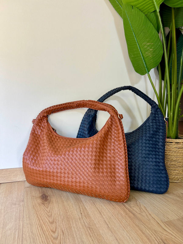 Borsa mezzaluna intrecciata