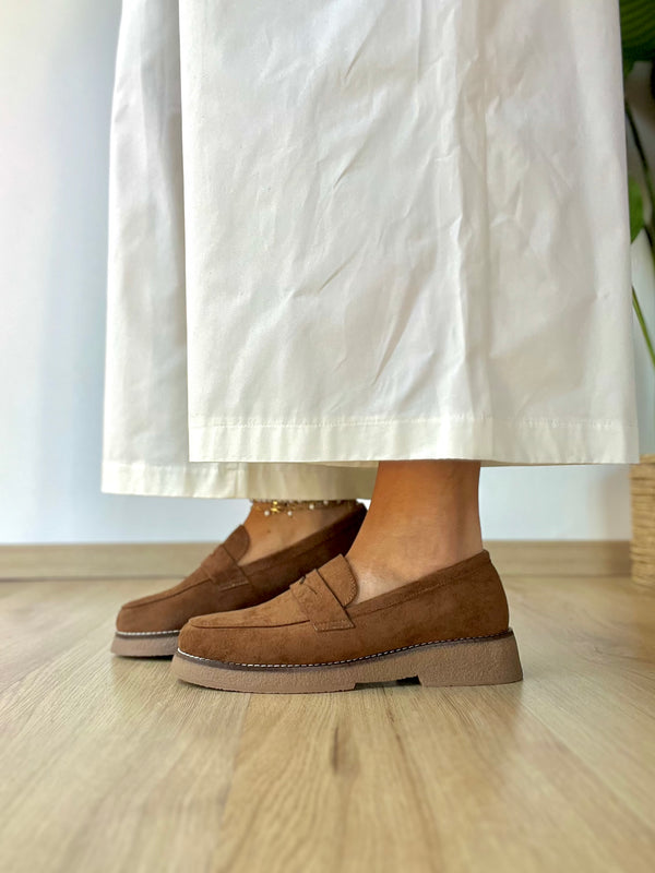 Mocassino scamosciato cammello