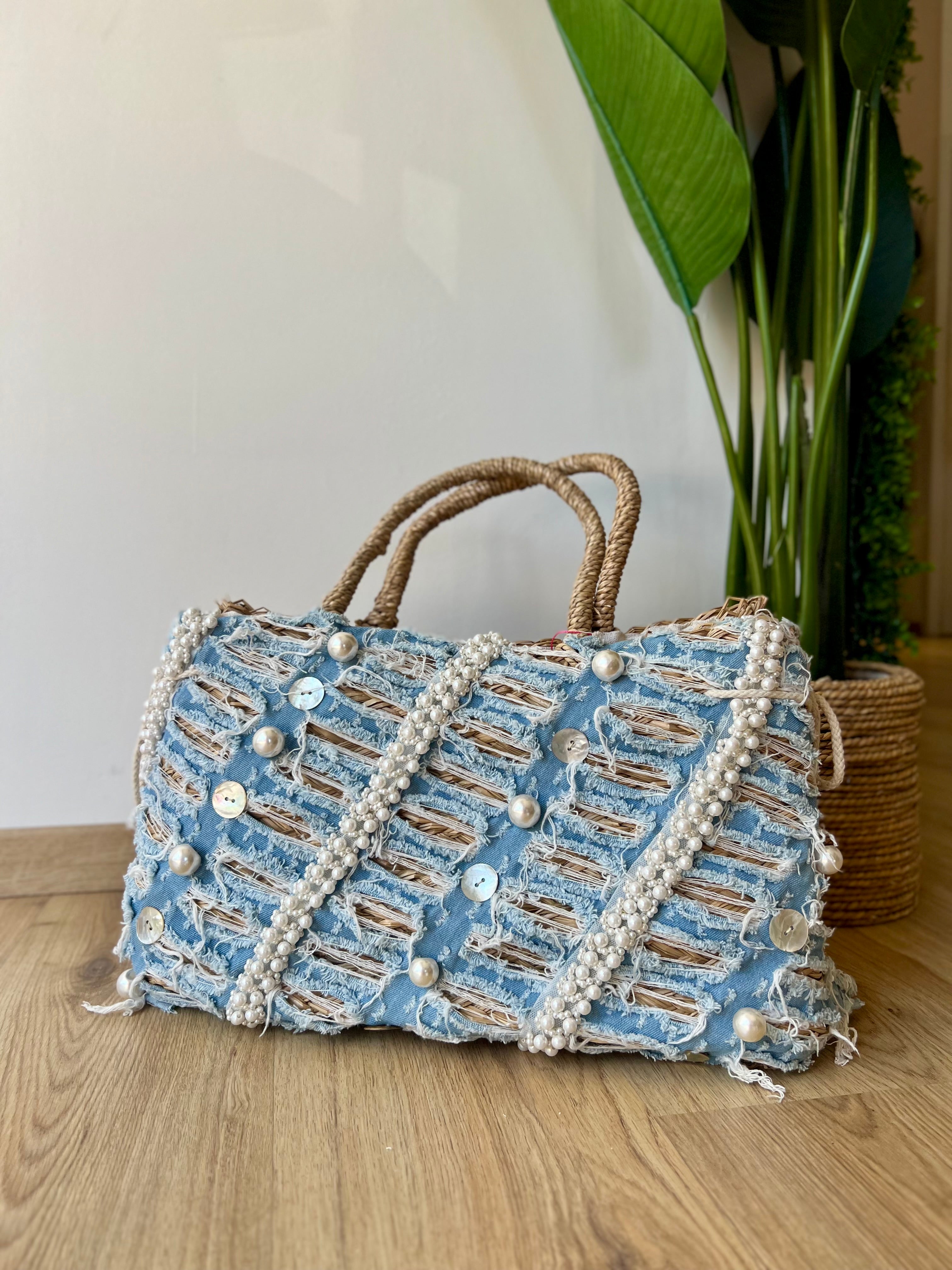 Maxi bag con jeans e perle