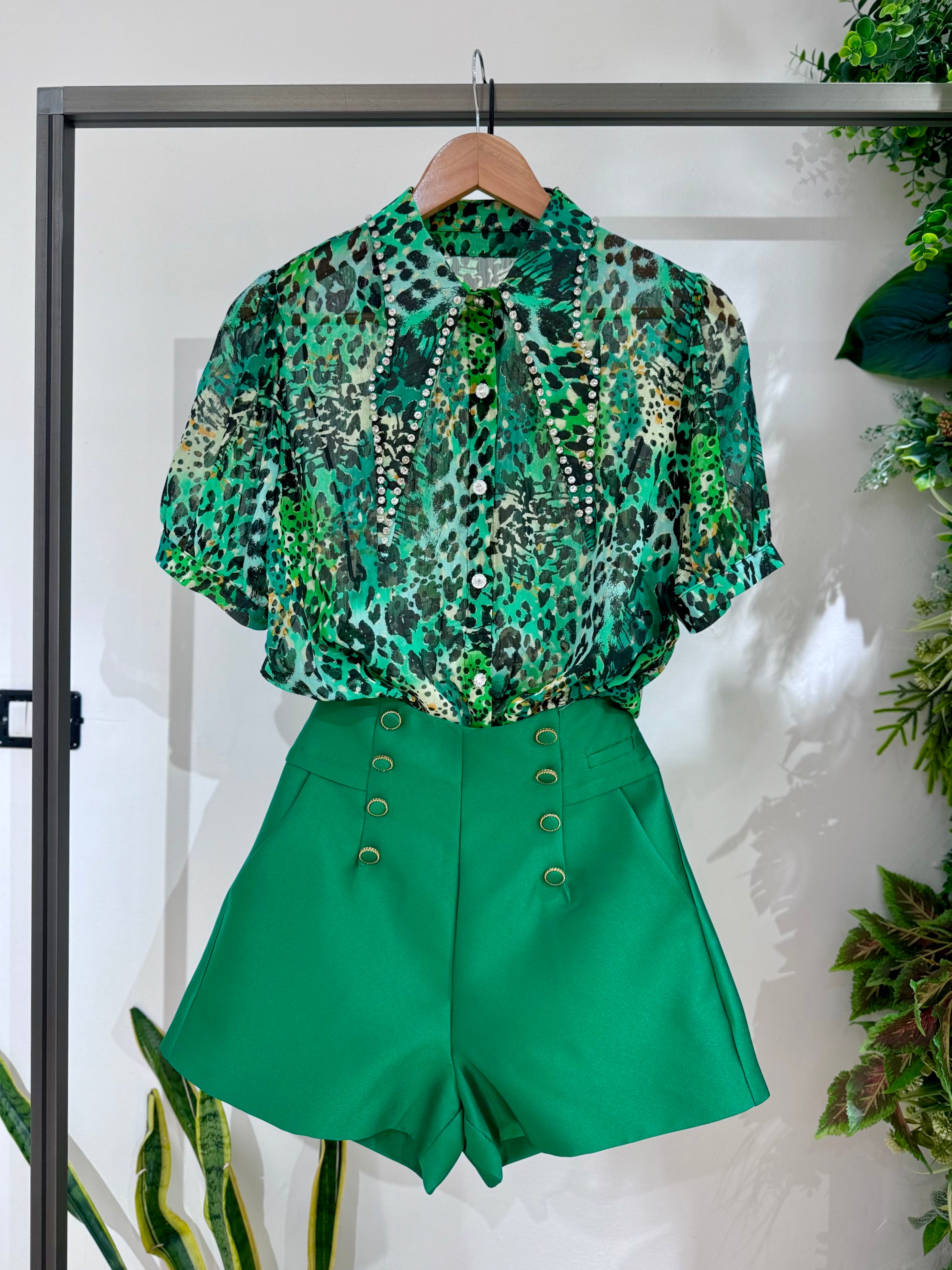 Camicia animalier con strass