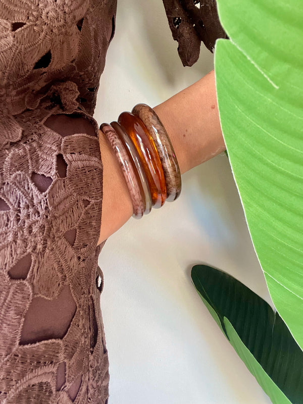 Set di bracciali rigidi pitonati marrone