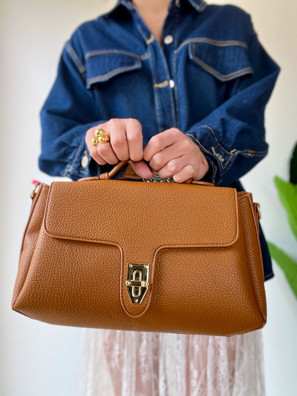 Pochette con tracolla