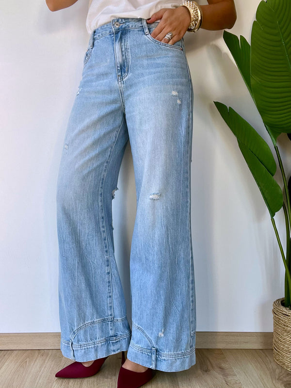 Jeans con vita al contrario