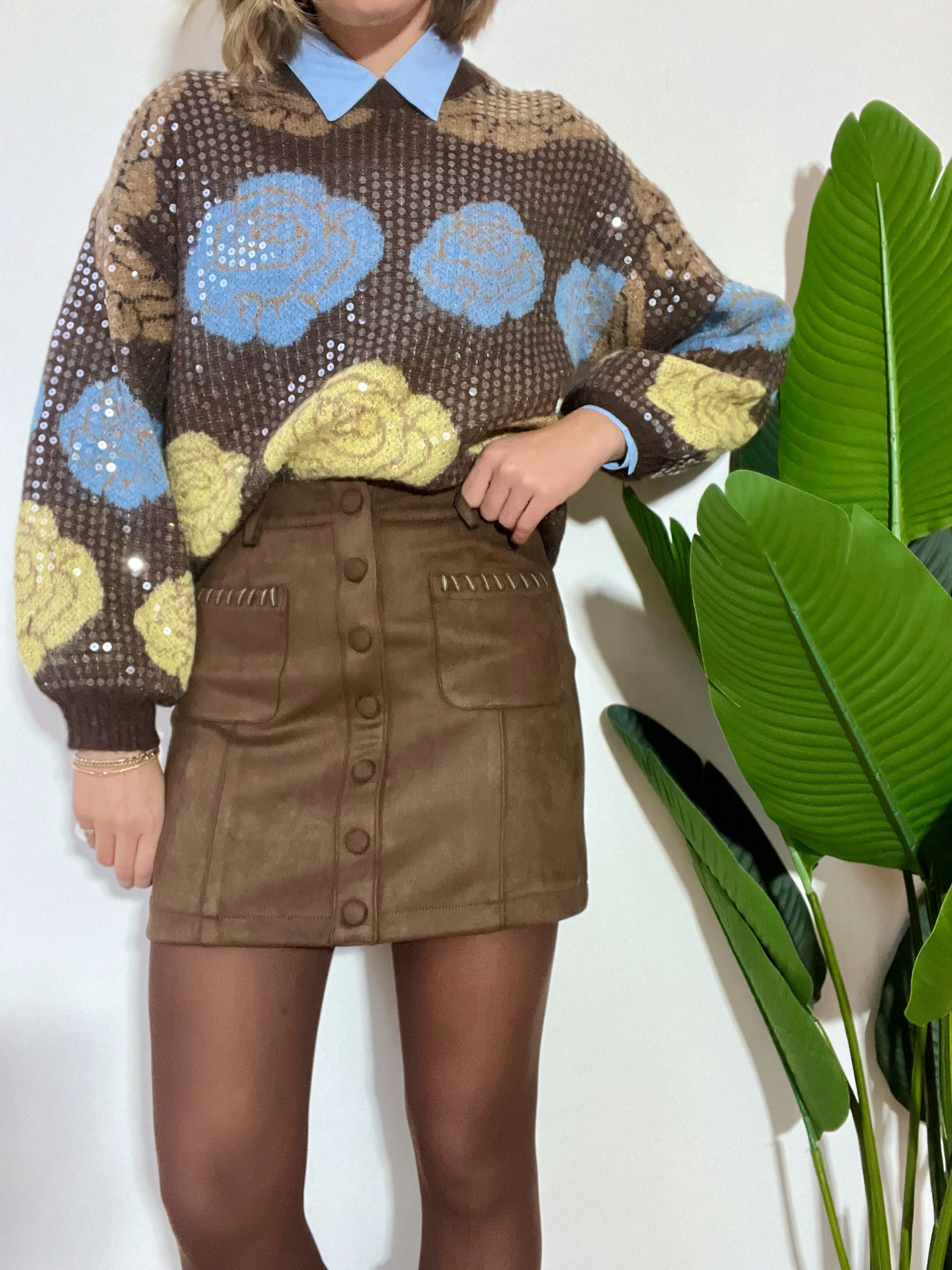 Minigonna in camoscio con tasche