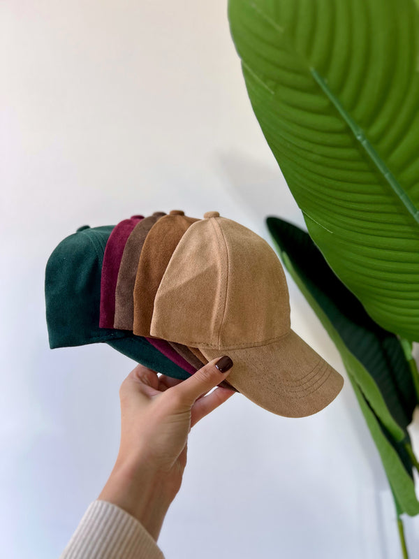 Cappello da baseball in camoscio