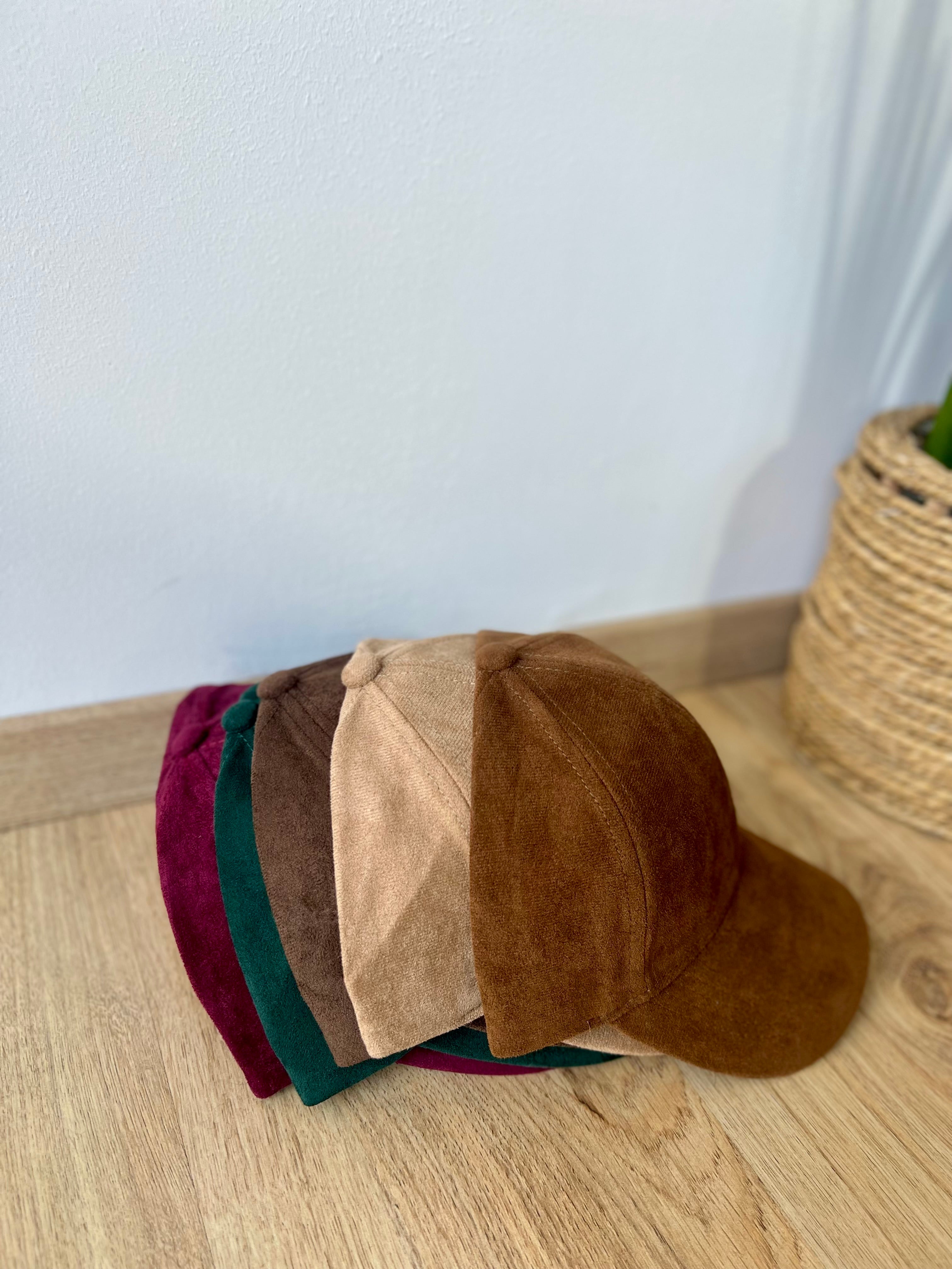 Cappello da baseball in camoscio