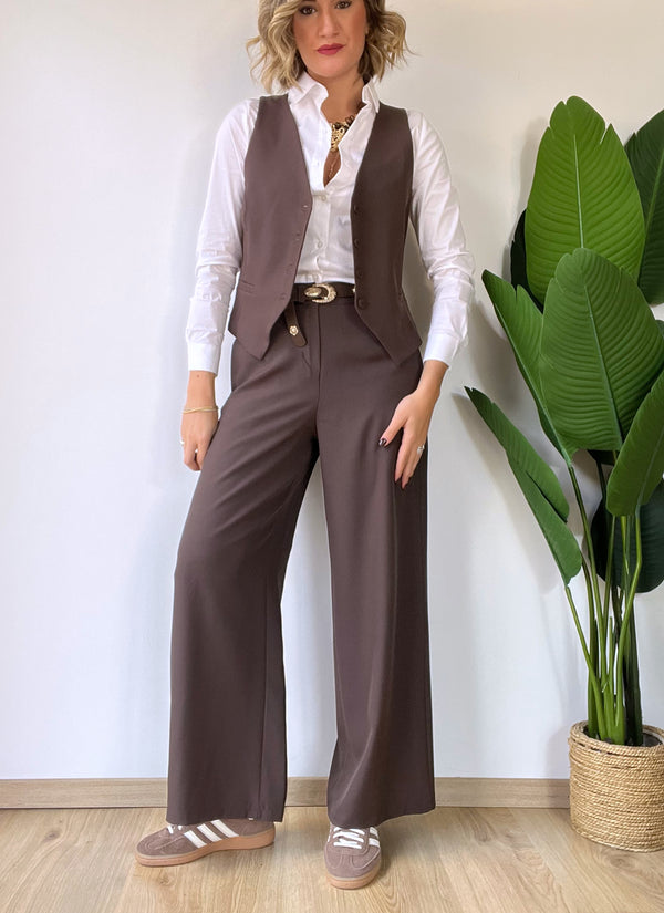 Coordinato marrone con gilet