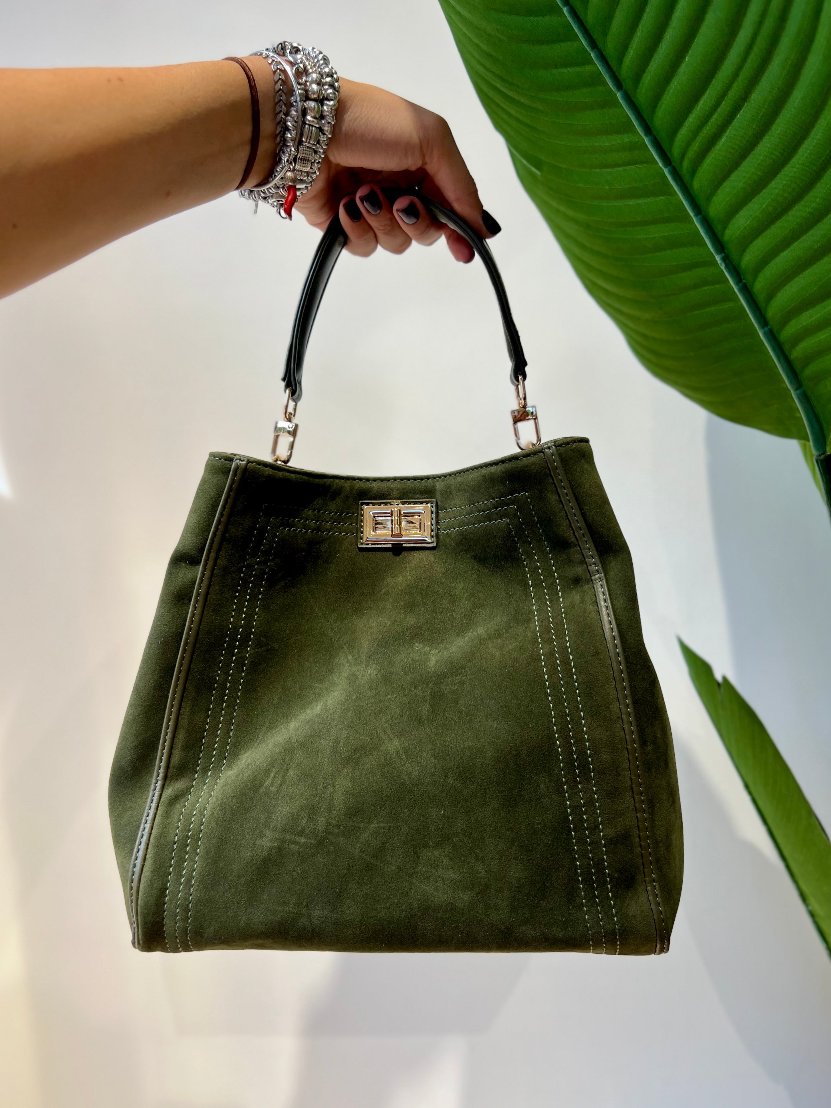 Borsa con manico scamosciata