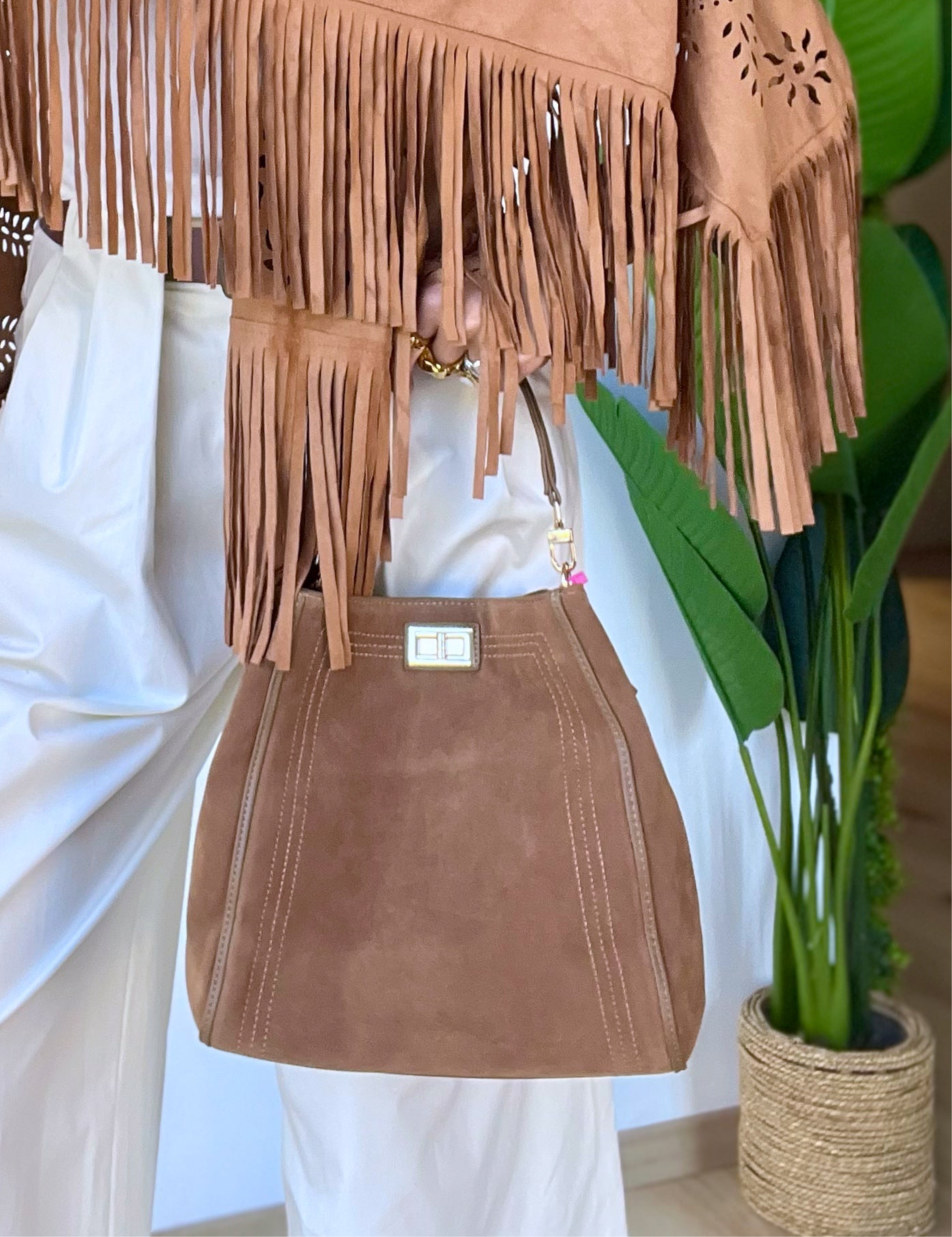 Borsa con manico scamosciata