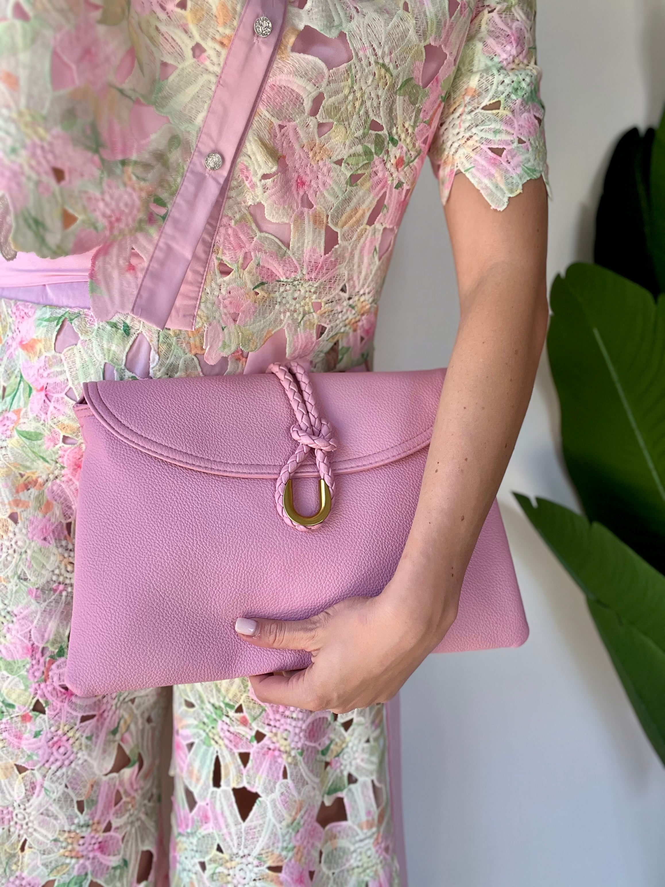 Maxi pochette con nodo