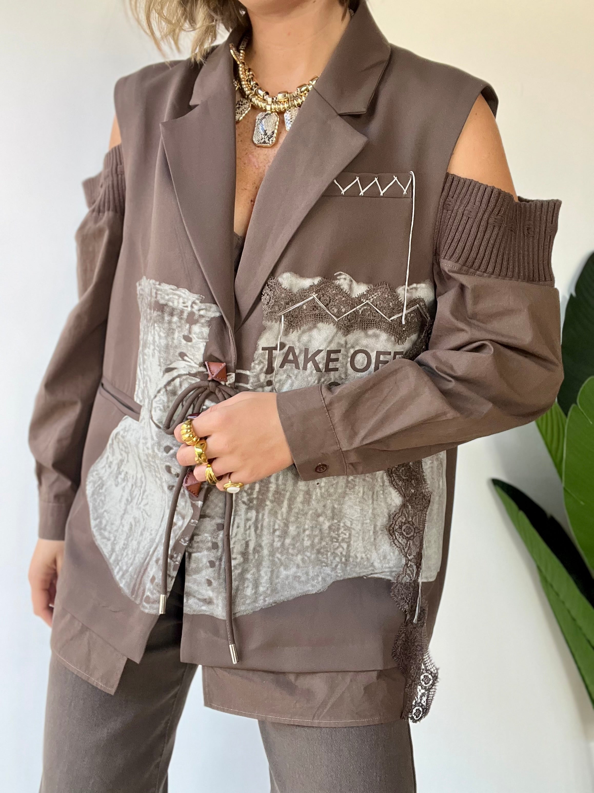 Blazer oversize con stampa e maniche camicia fango