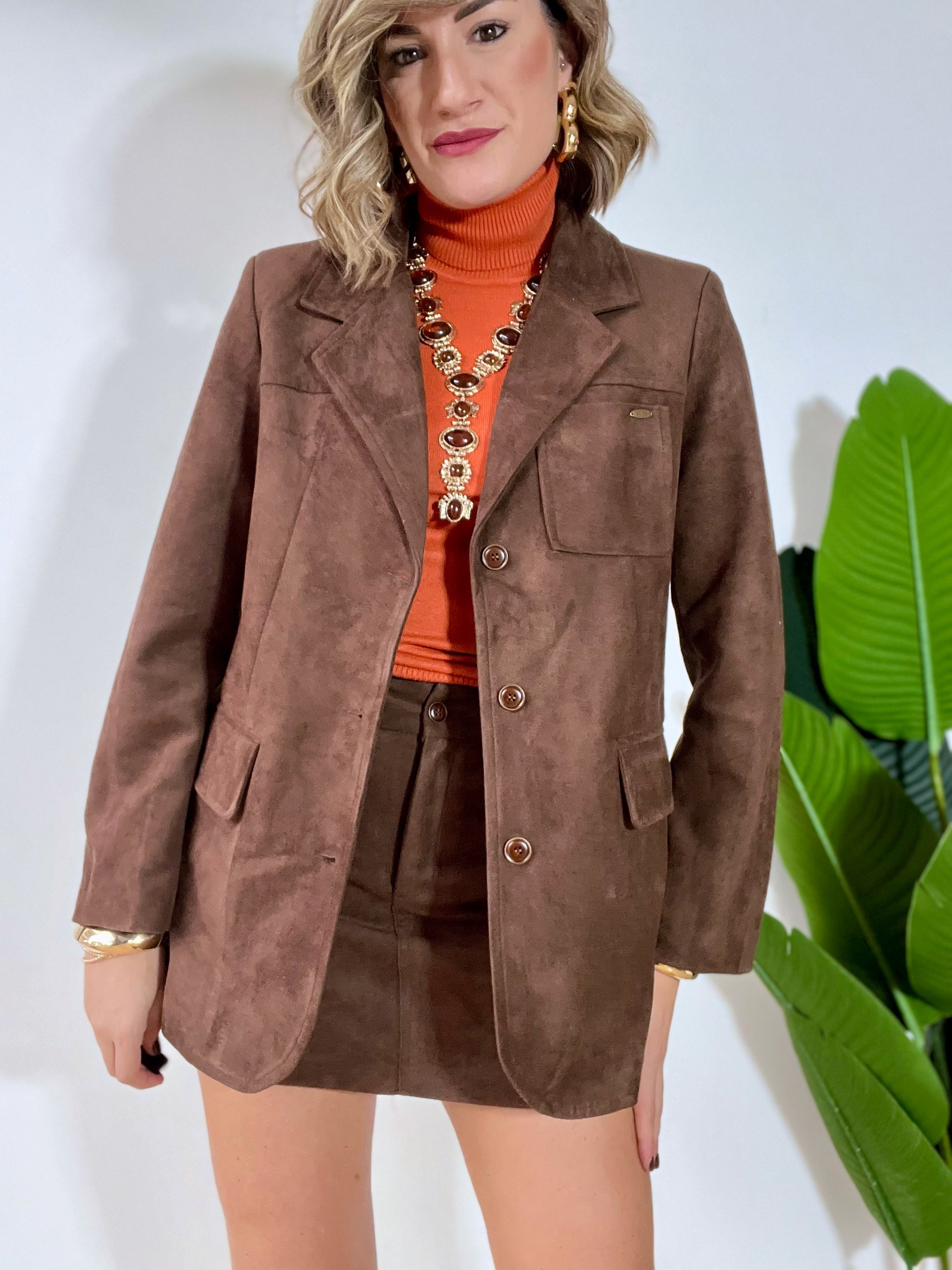 Coordinato in camoscio blazer + minigonna MORO