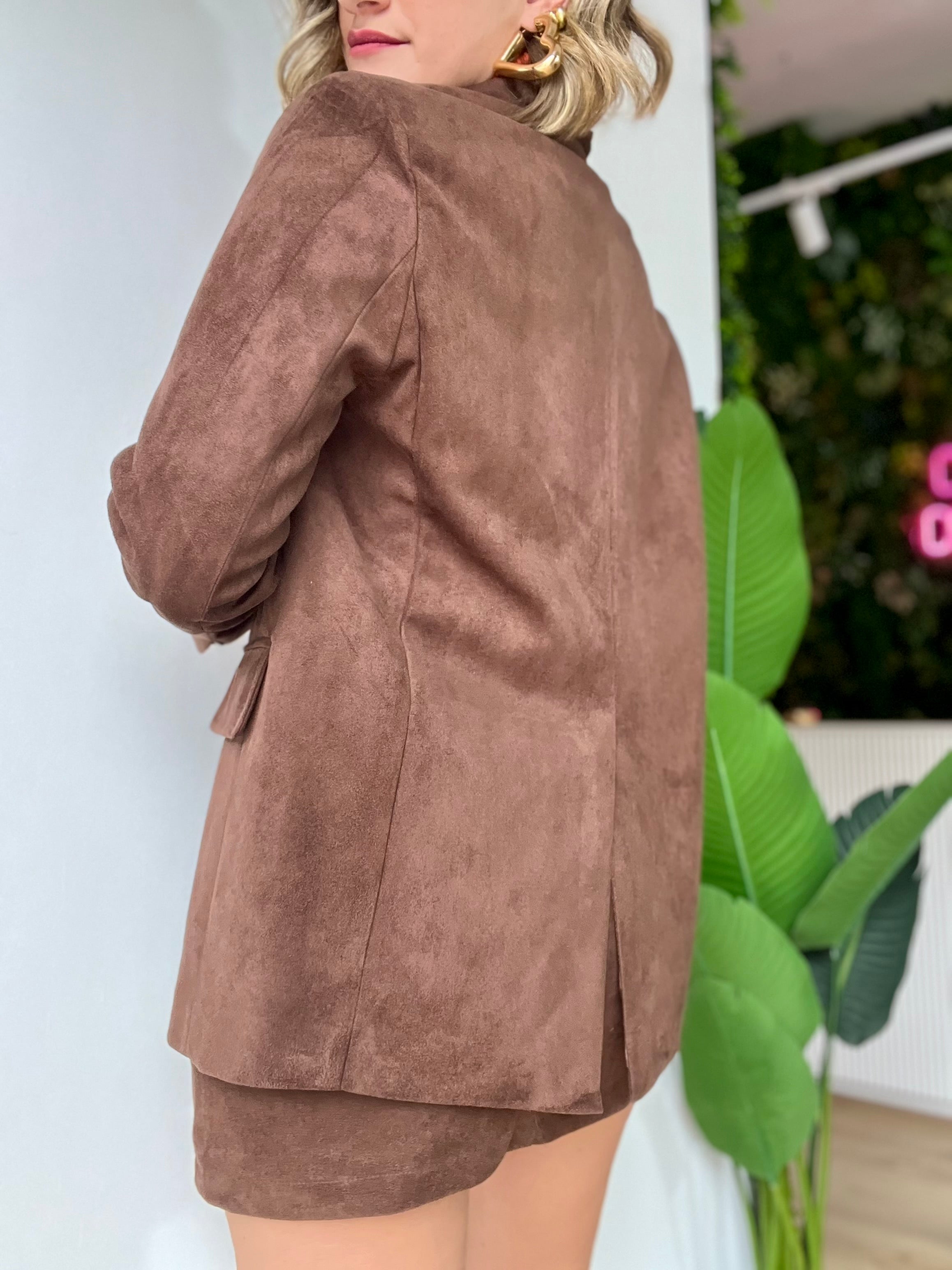 Coordinato in camoscio blazer + minigonna MORO