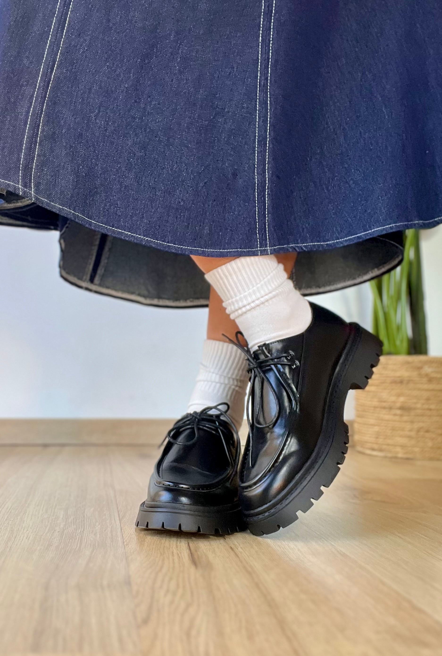Scarpe francesine con lacci