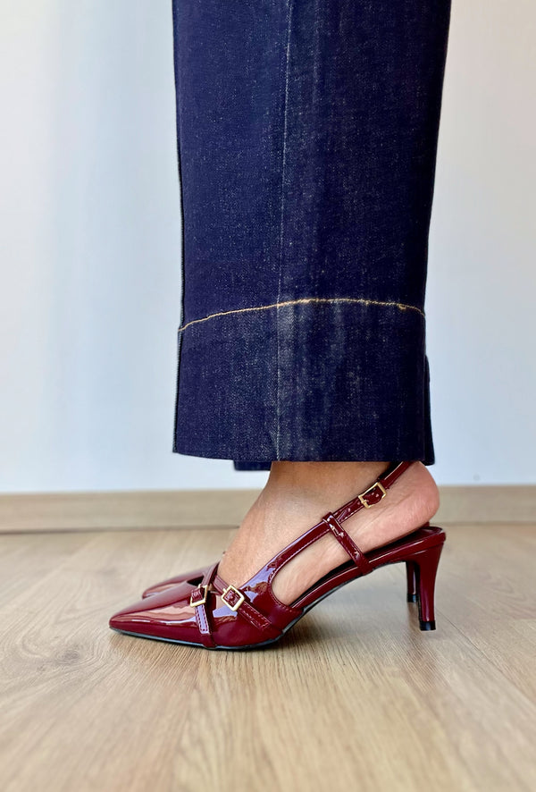 Sling back con fibbie e tacco comodo Bordeuax