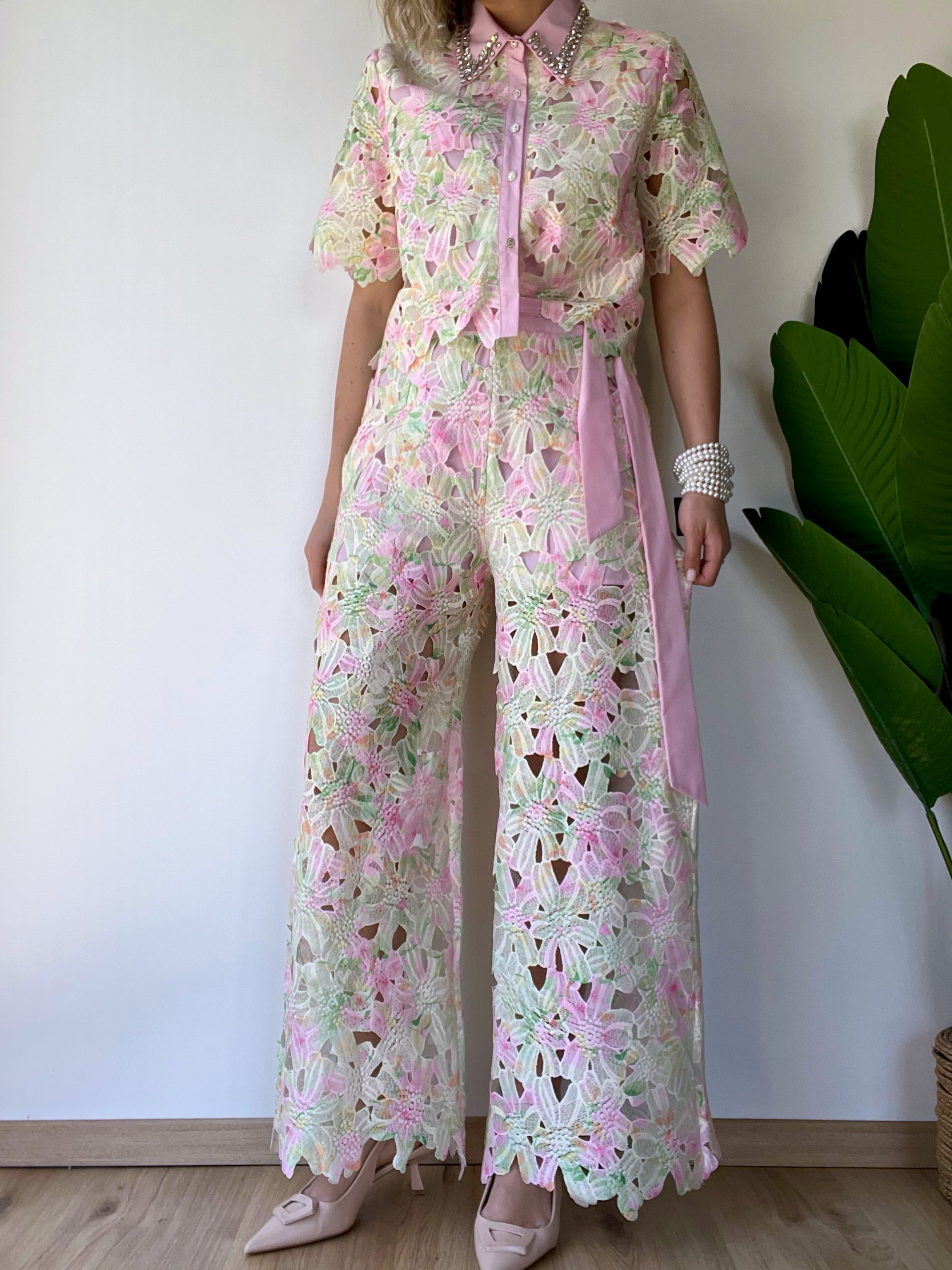 Coordinato in pizzo rosa