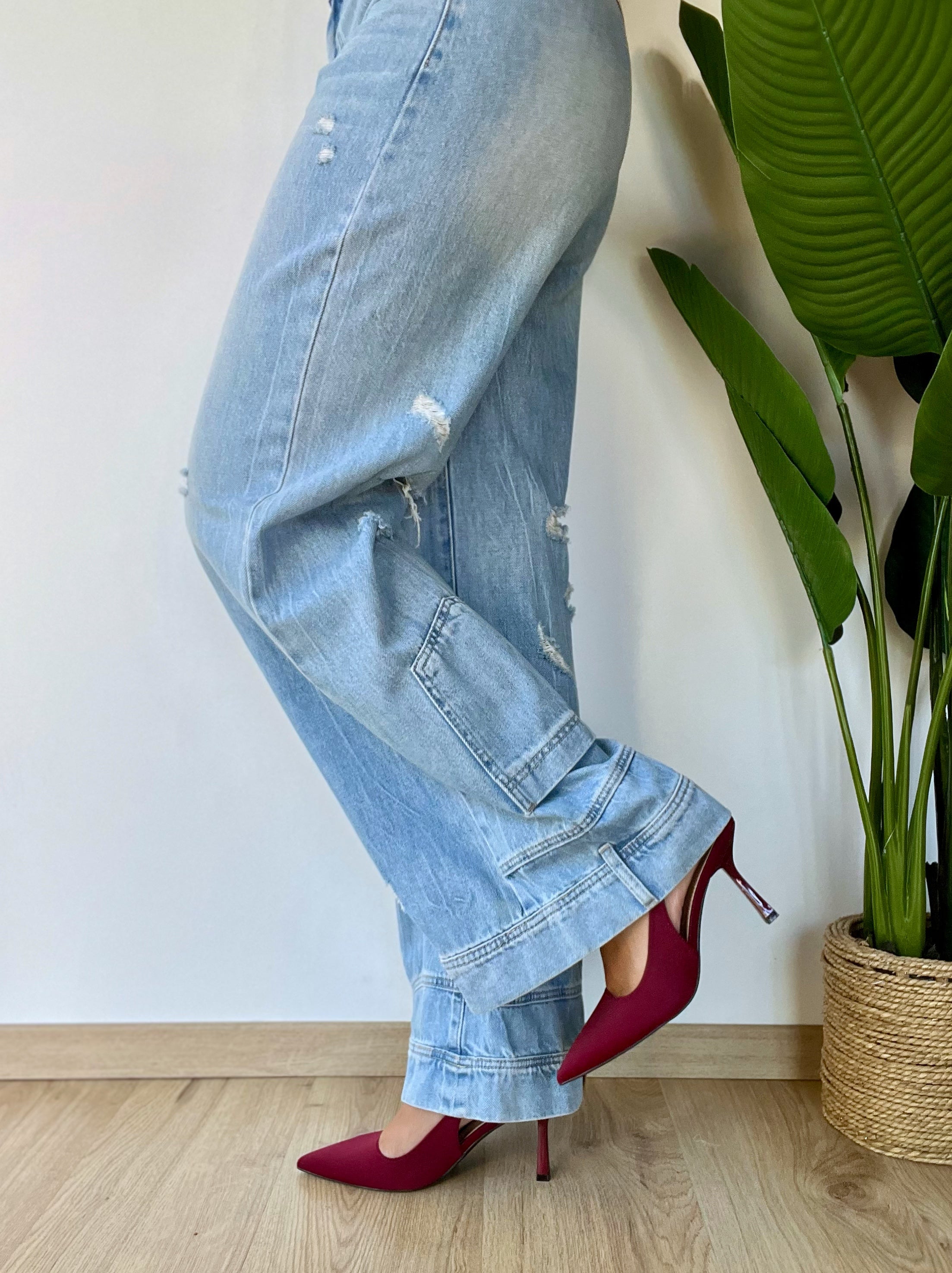Jeans con vita al contrario