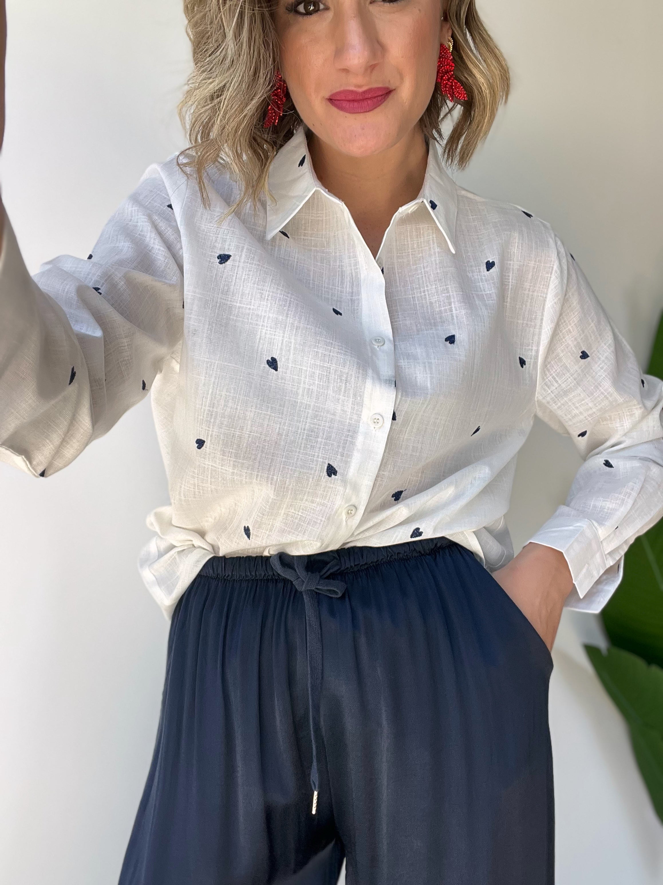 Camicia in cotone con cuoricini