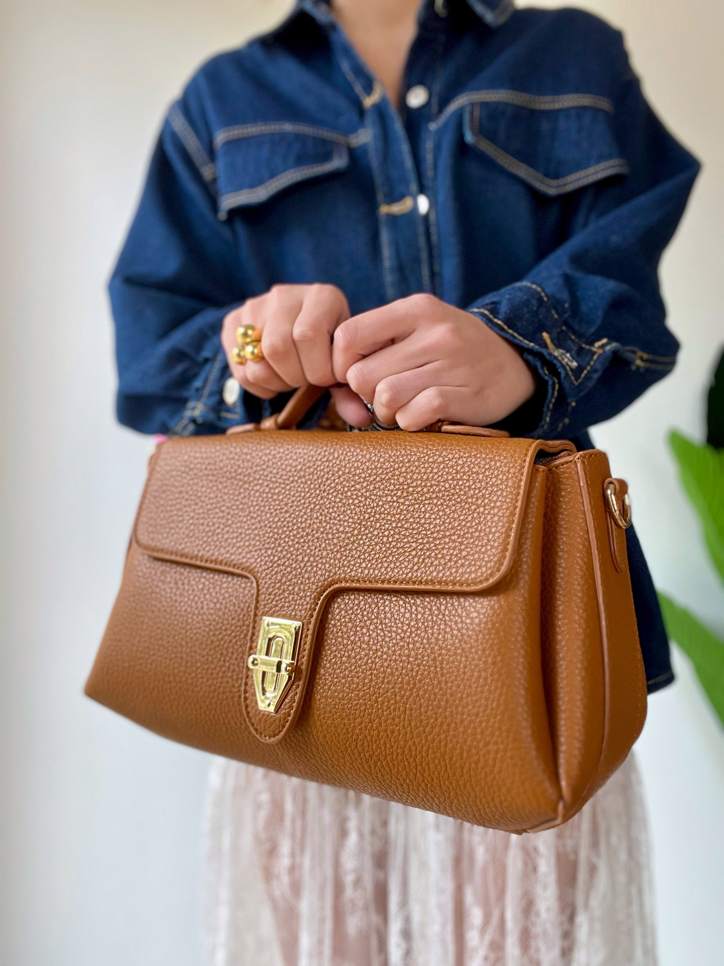 Pochette con tracolla