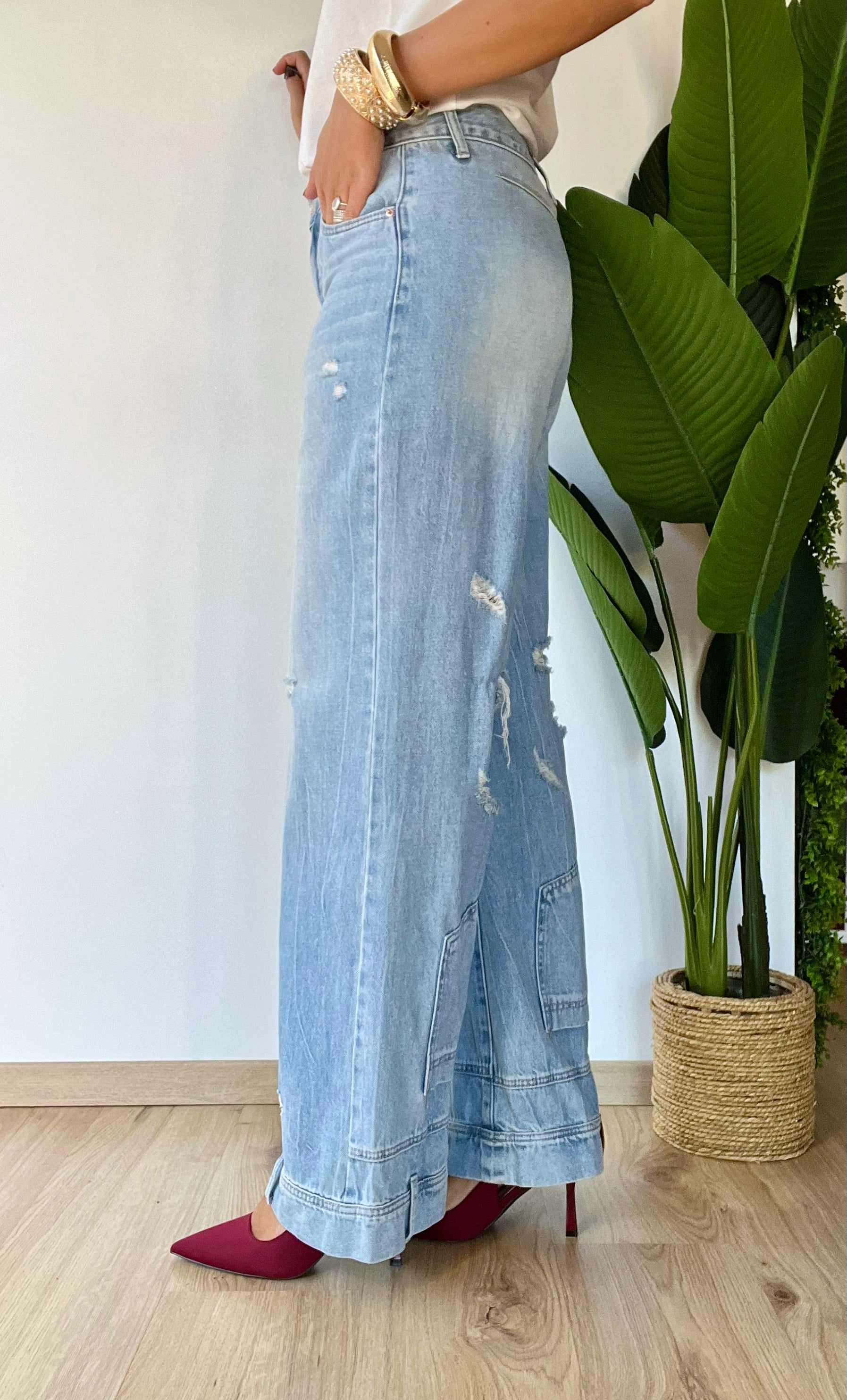 Jeans con vita al contrario