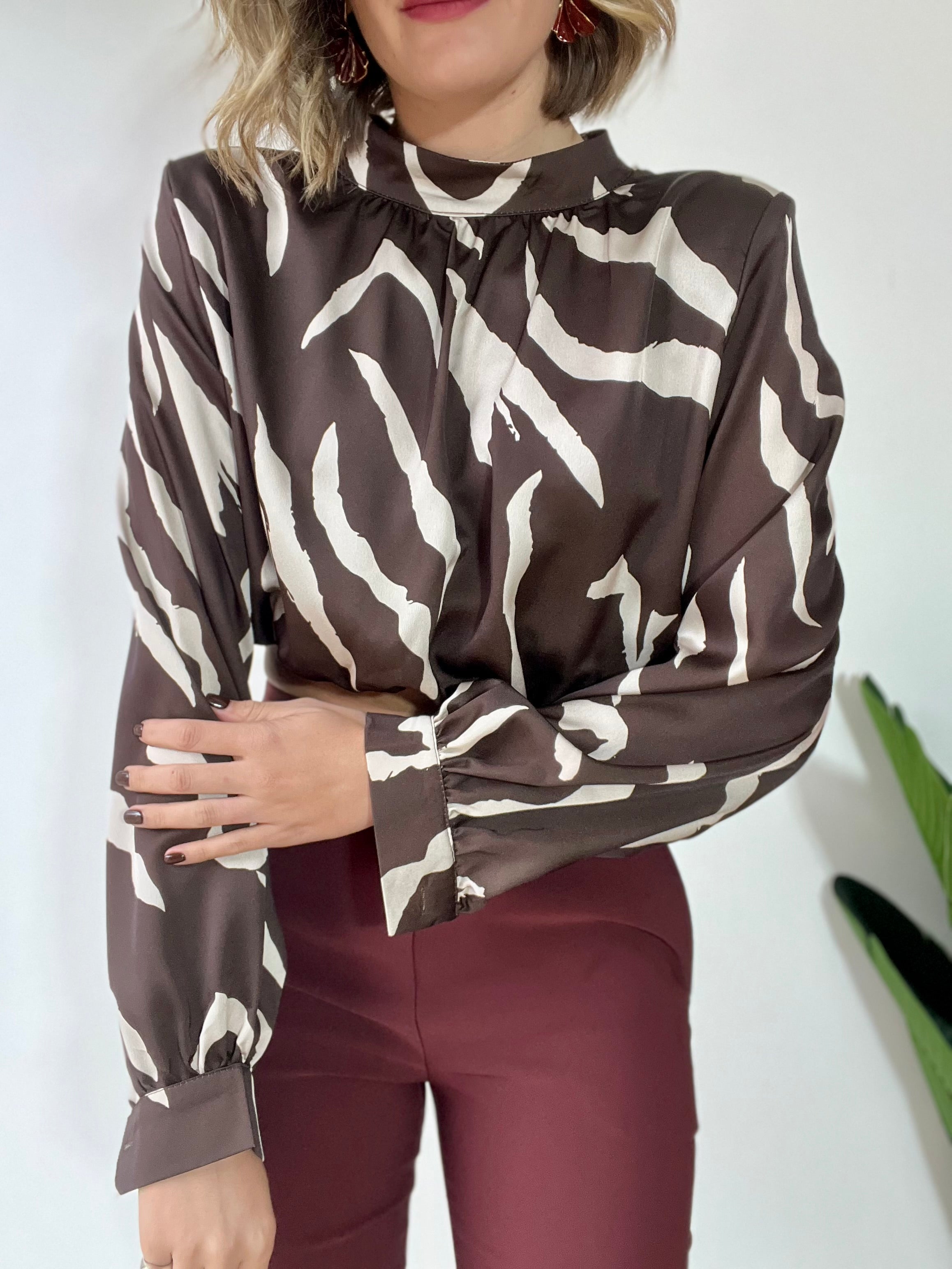 Camicia/blusa crop a fantasia