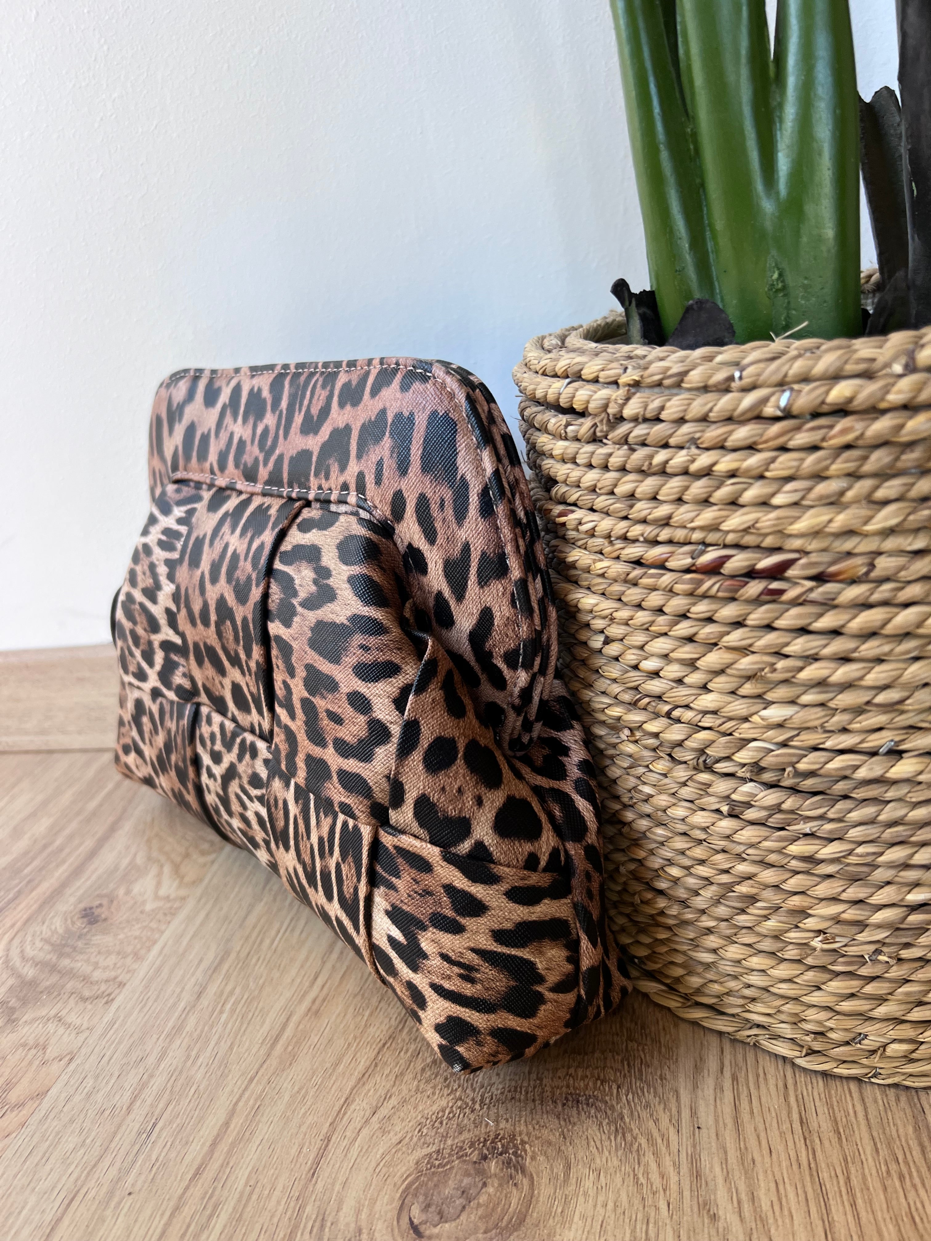 Pochette animalier intrecciata