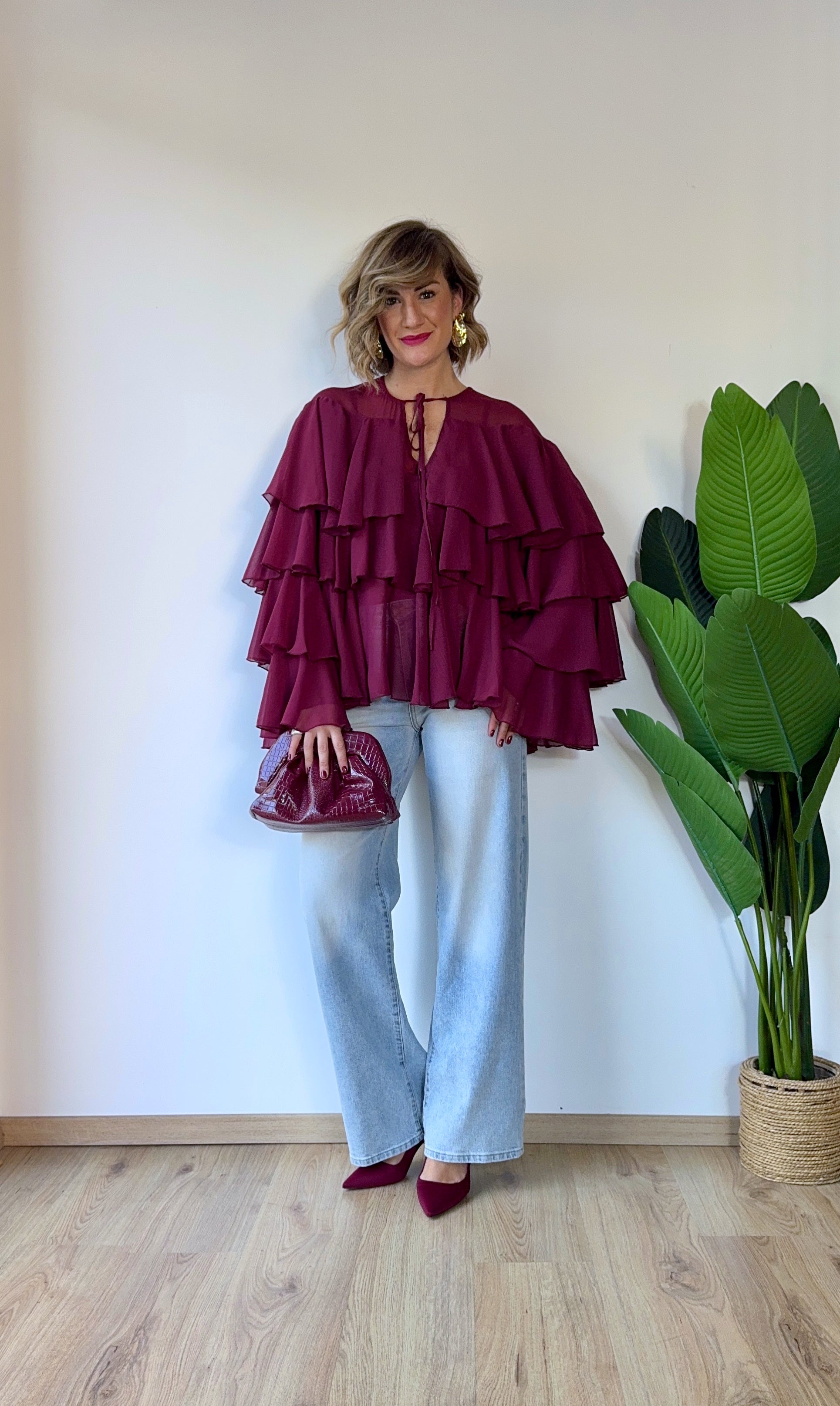 Camicia oversize a balze bordeaux