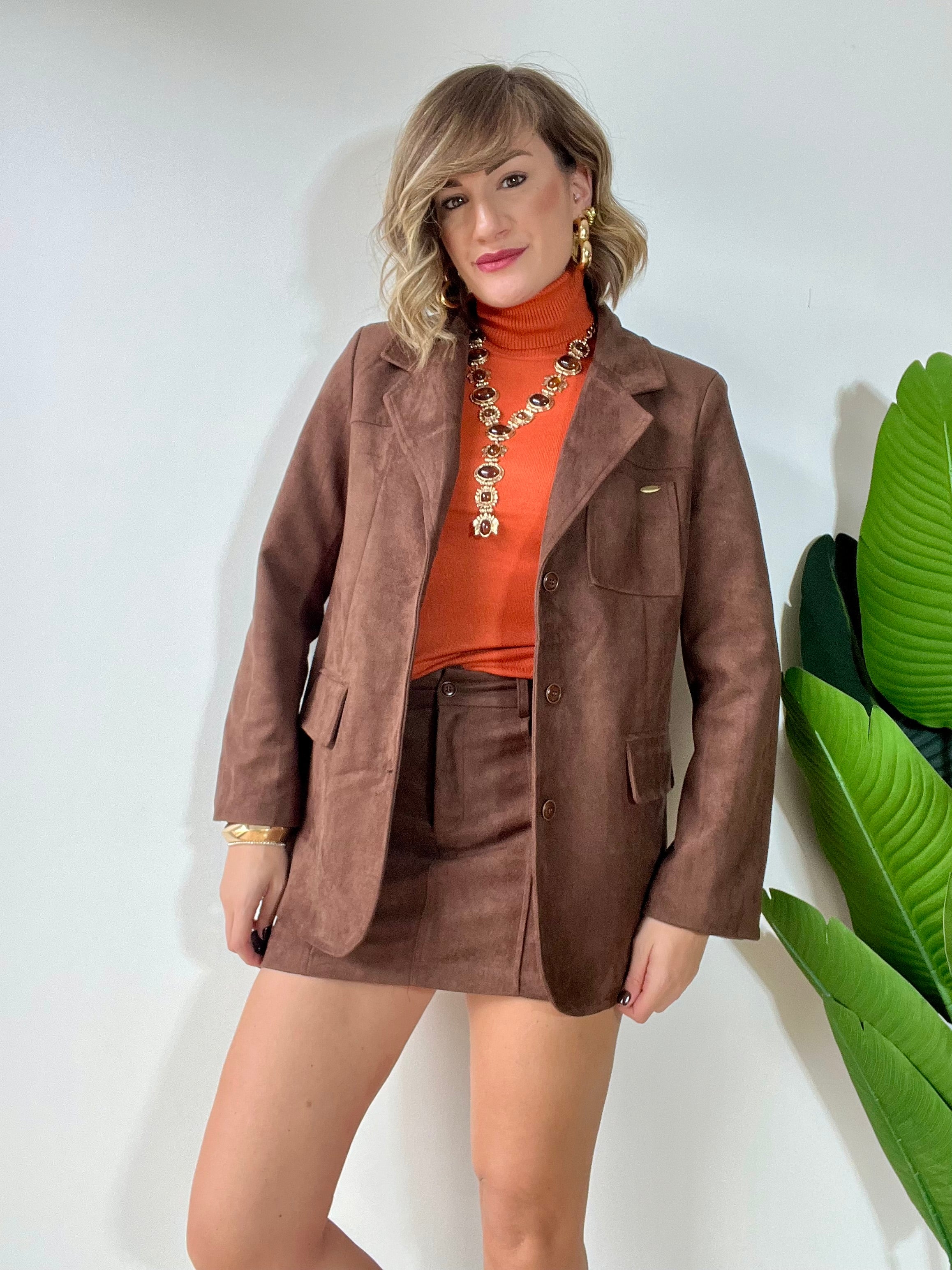 Coordinato in camoscio blazer + minigonna MORO