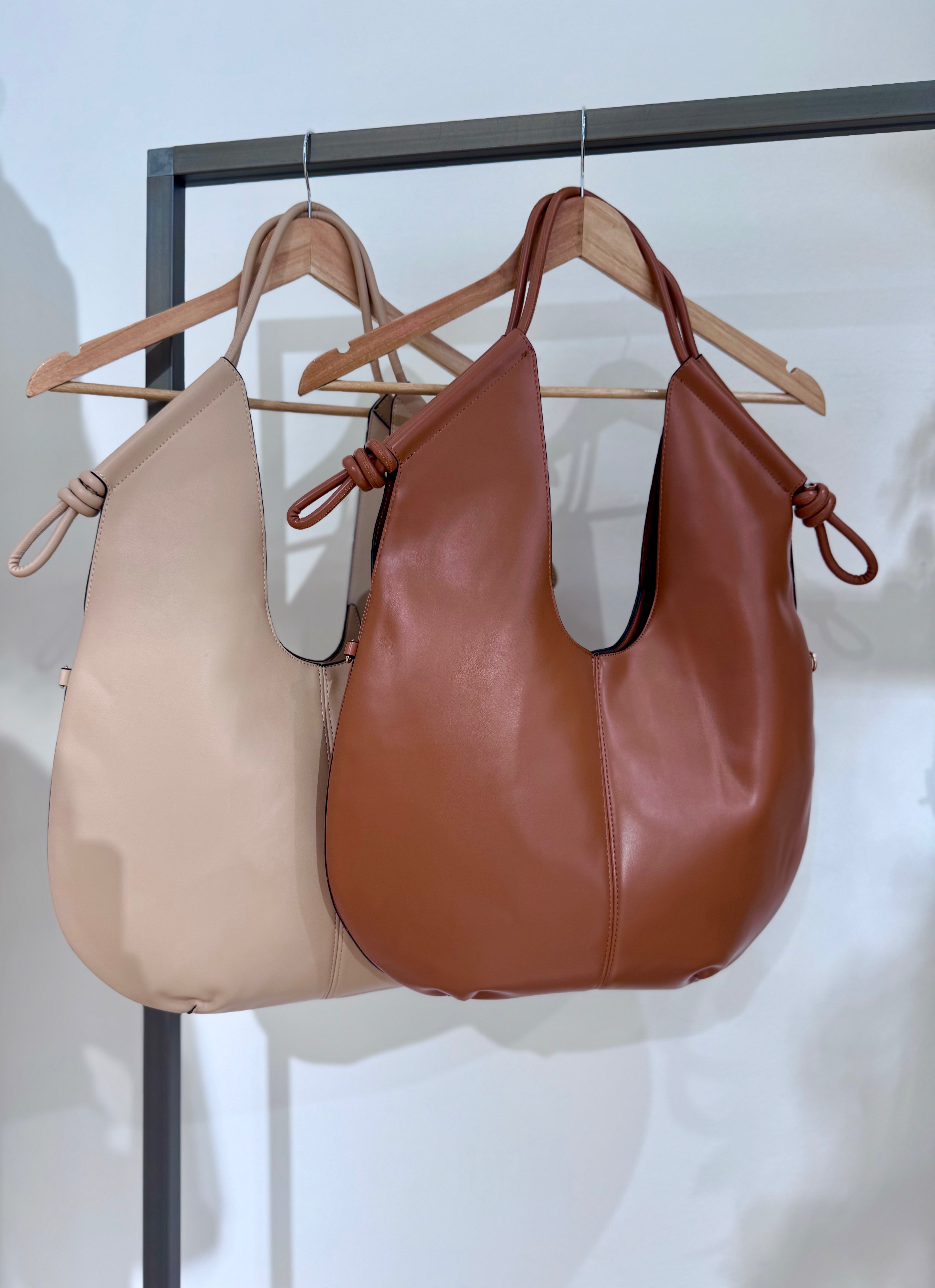 Borsa grande a mezzaluna